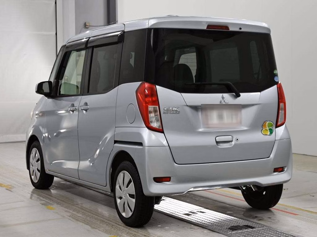 MITSUBISHI EK SPACE