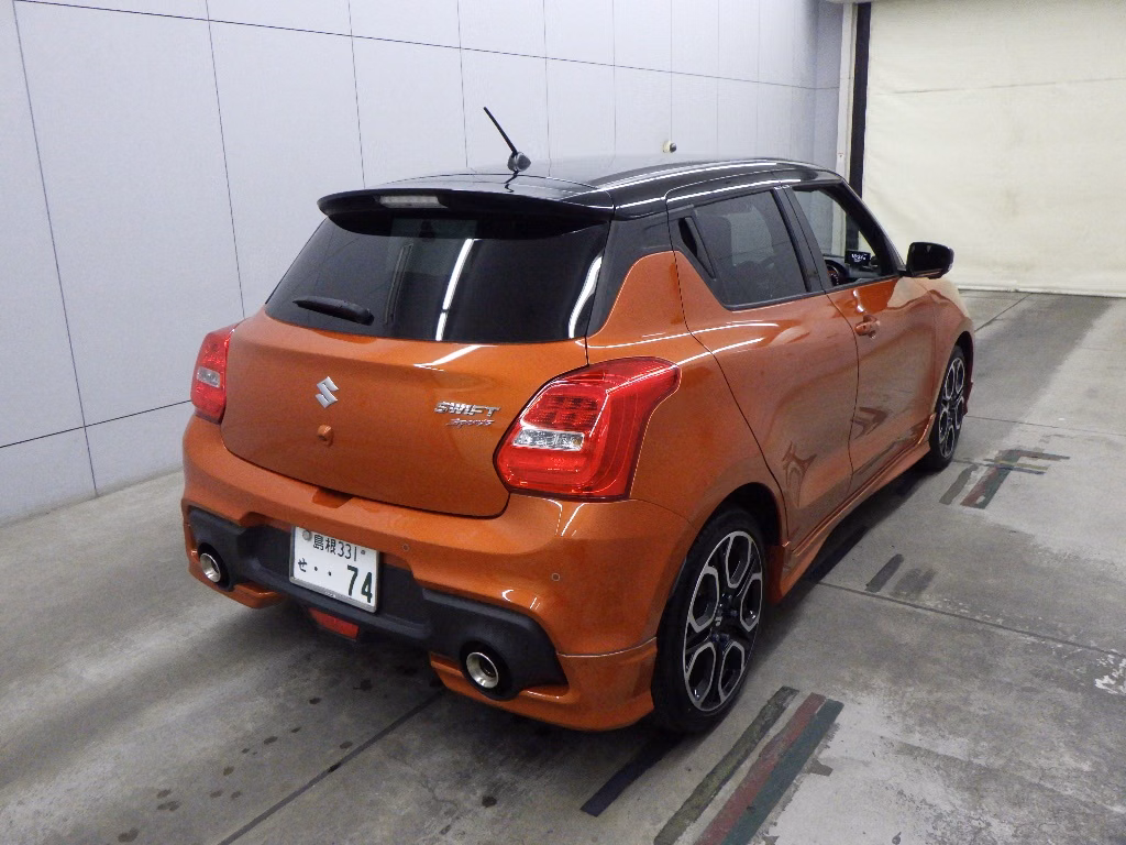 SUZUKI SWIFT