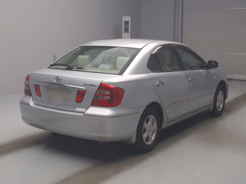 TOYOTA PREMIO