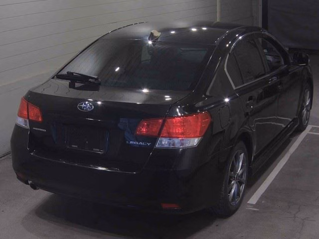 SUBARU LEGACY B4