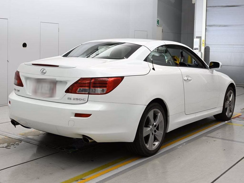 LEXUS IS250