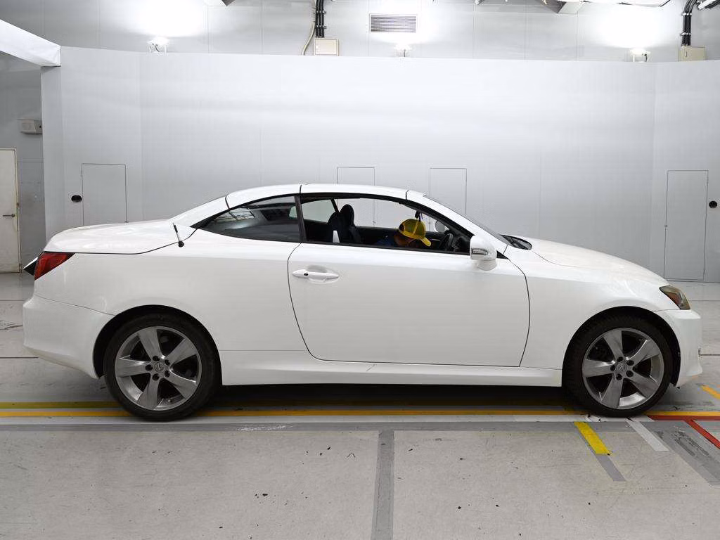 LEXUS IS250