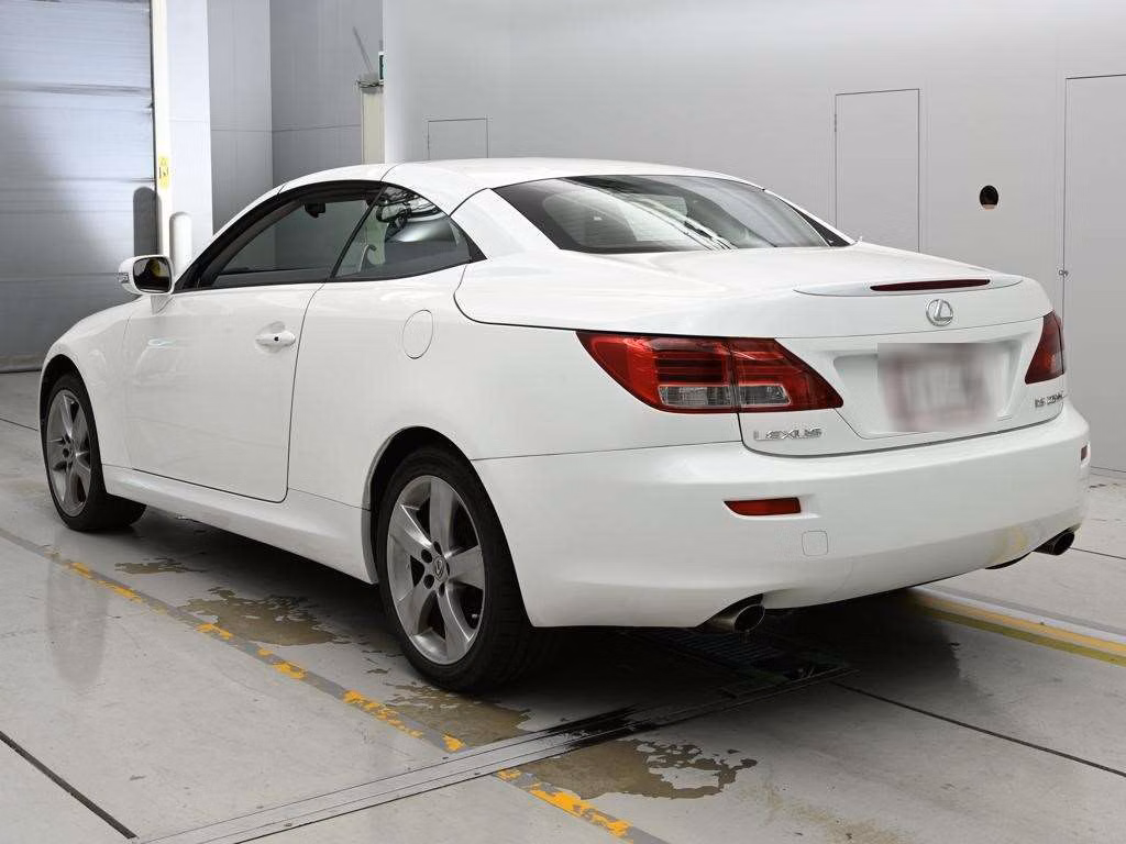 LEXUS IS250
