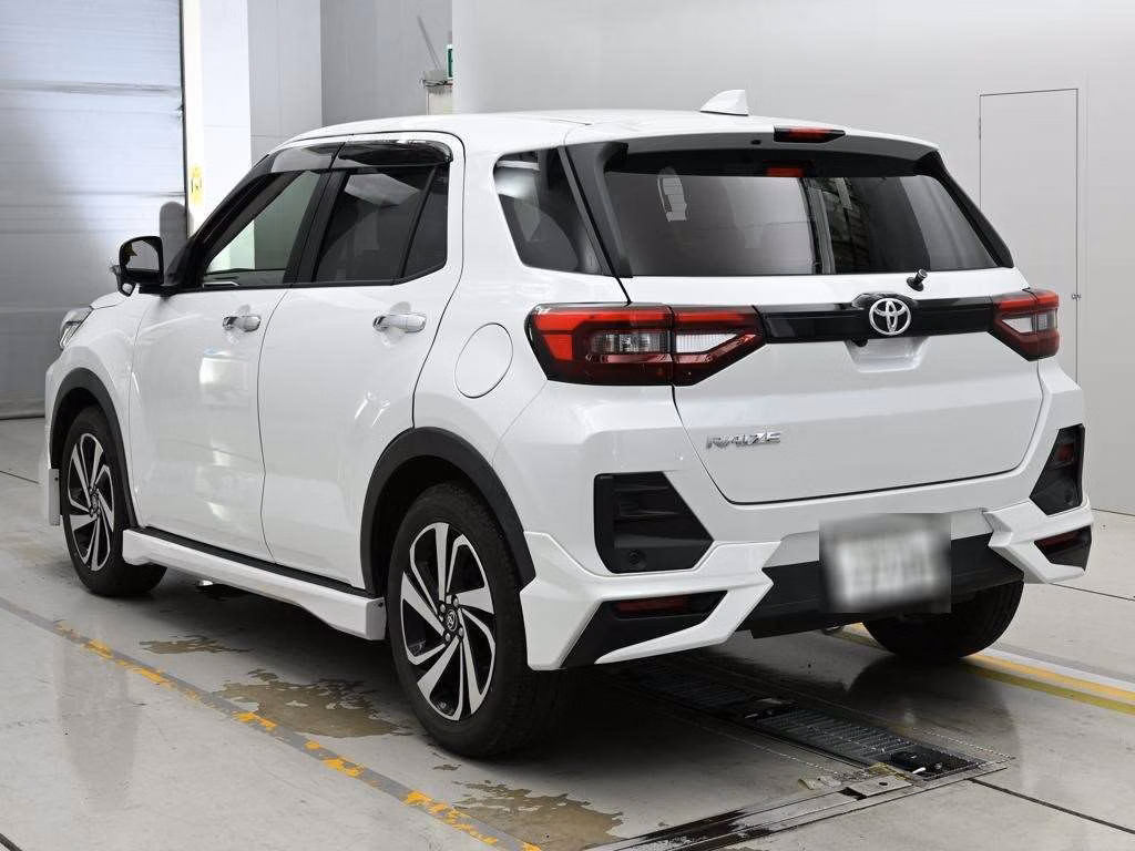 TOYOTA RAIZE