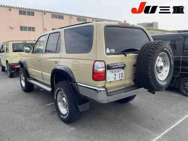 TOYOTA HILUX SURF