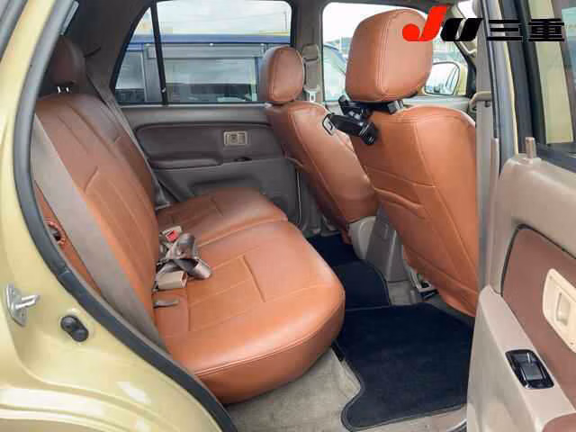 TOYOTA HILUX SURF