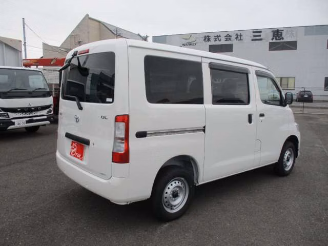 TOYOTA TOWN ACE