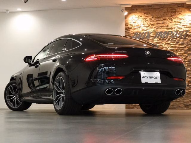 MERCEDES-BENZ AMG GT