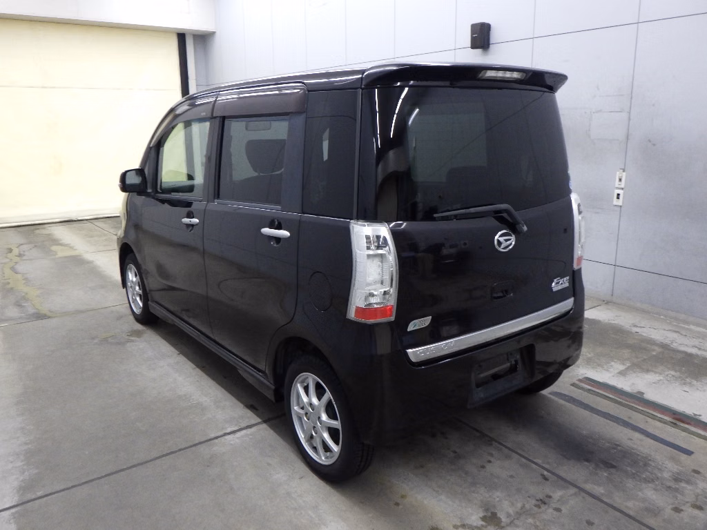 DAIHATSU TANTO EXE