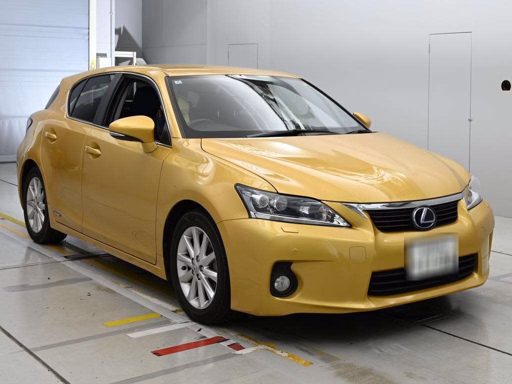 LEXUS CT200H