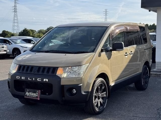 MITSUBISHI DELICA D:5