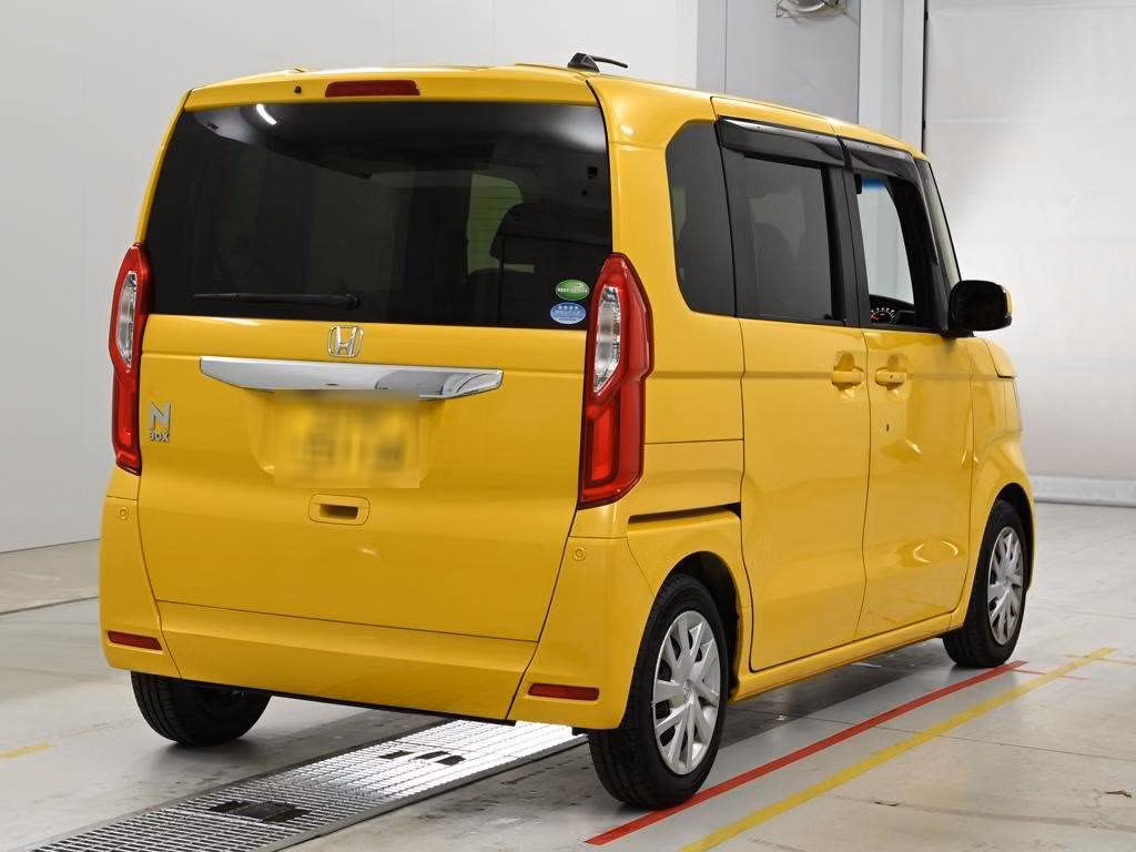 HONDA N-BOX