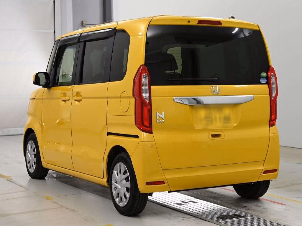 HONDA N-BOX