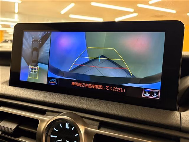 LEXUS IS300H