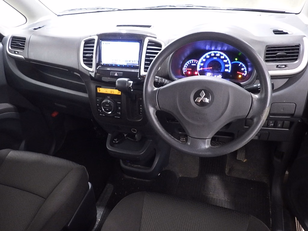 MITSUBISHI DELICA D:2
