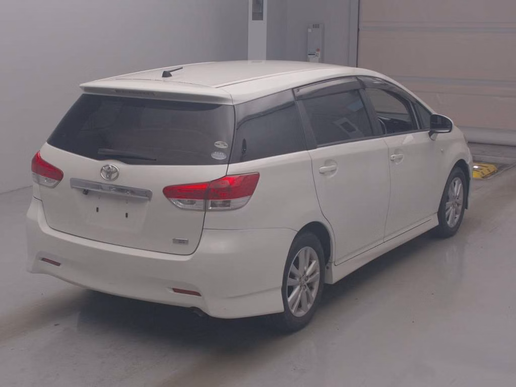 TOYOTA WISH