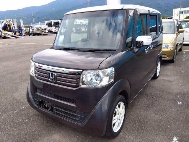 HONDA N-BOX+