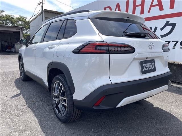 TOYOTA COROLLA CROSS