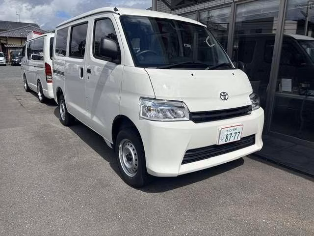 TOYOTA TOWN ACE