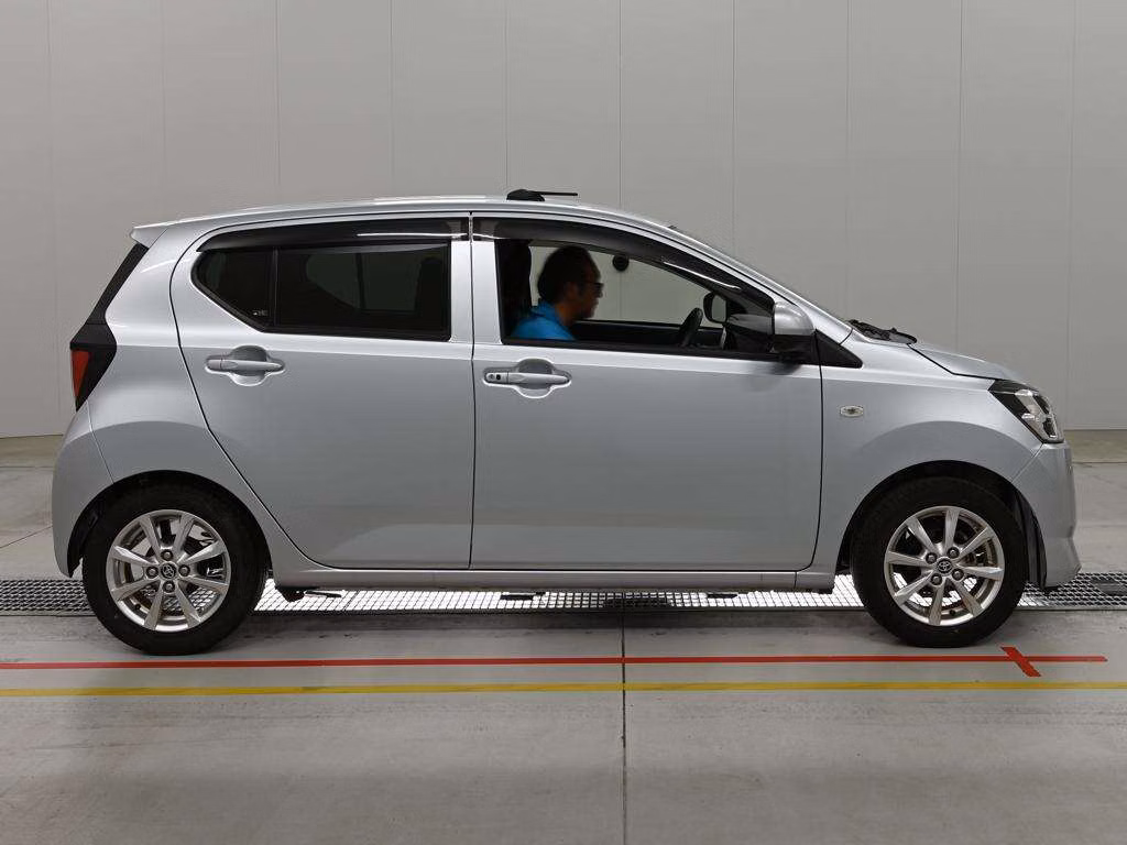 TOYOTA PIXIS EPOCH