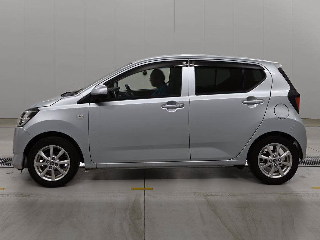 TOYOTA PIXIS EPOCH