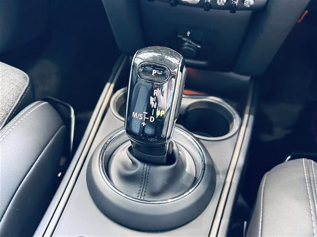 MINI CROSSOVER