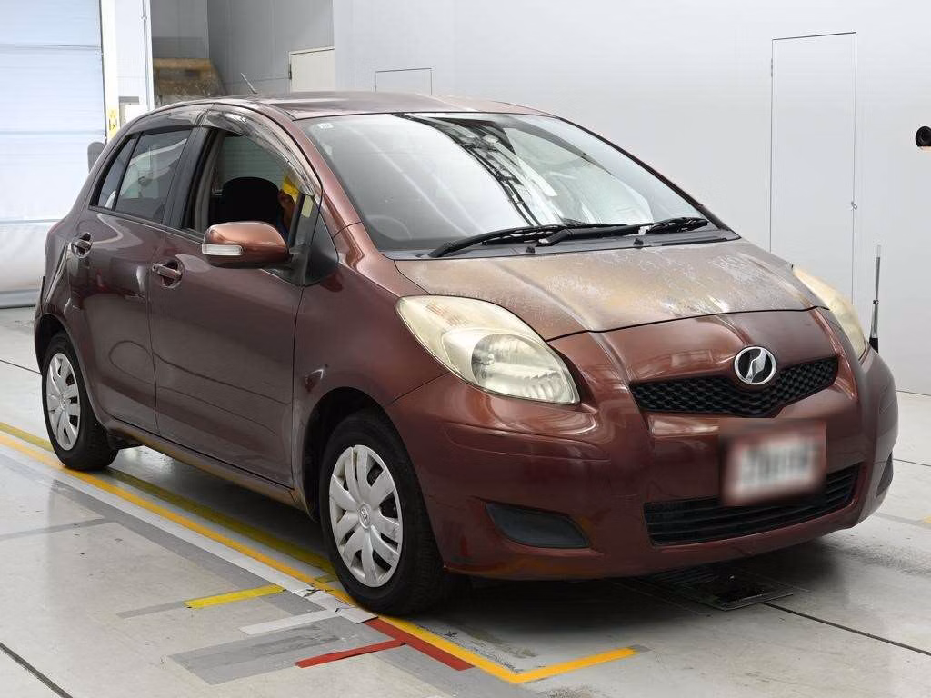 TOYOTA VITZ