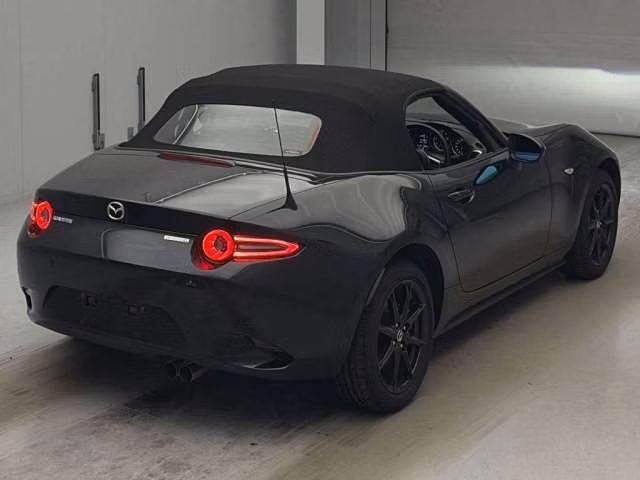 MAZDA ROADSTER