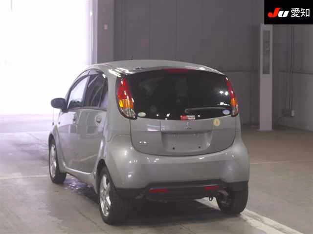 MITSUBISHI I