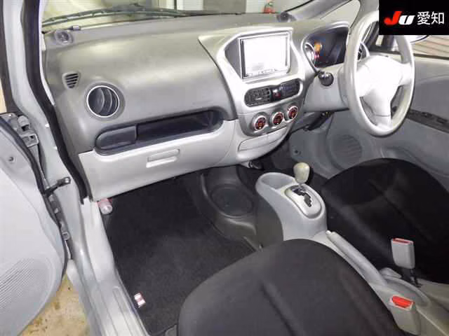 MITSUBISHI I