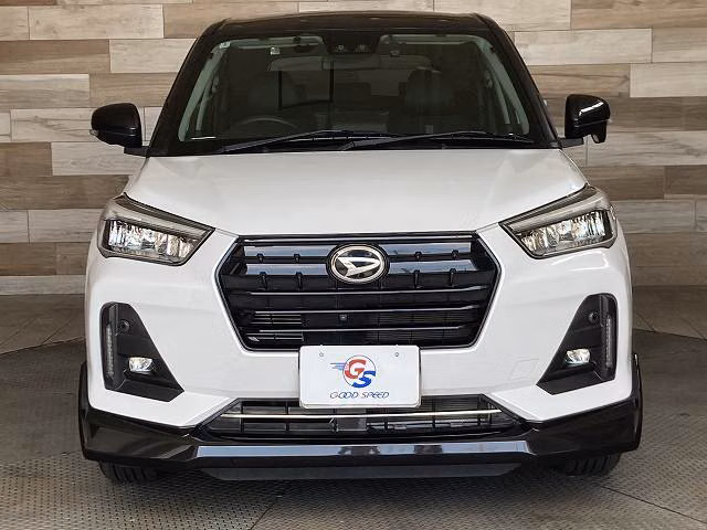 DAIHATSU ROCKY