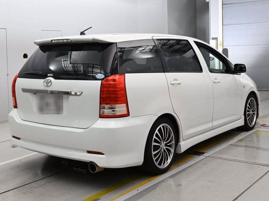 TOYOTA WISH