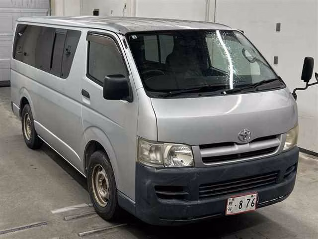 TOYOTA REGIUS ACE