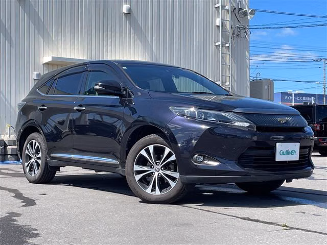 TOYOTA HARRIER