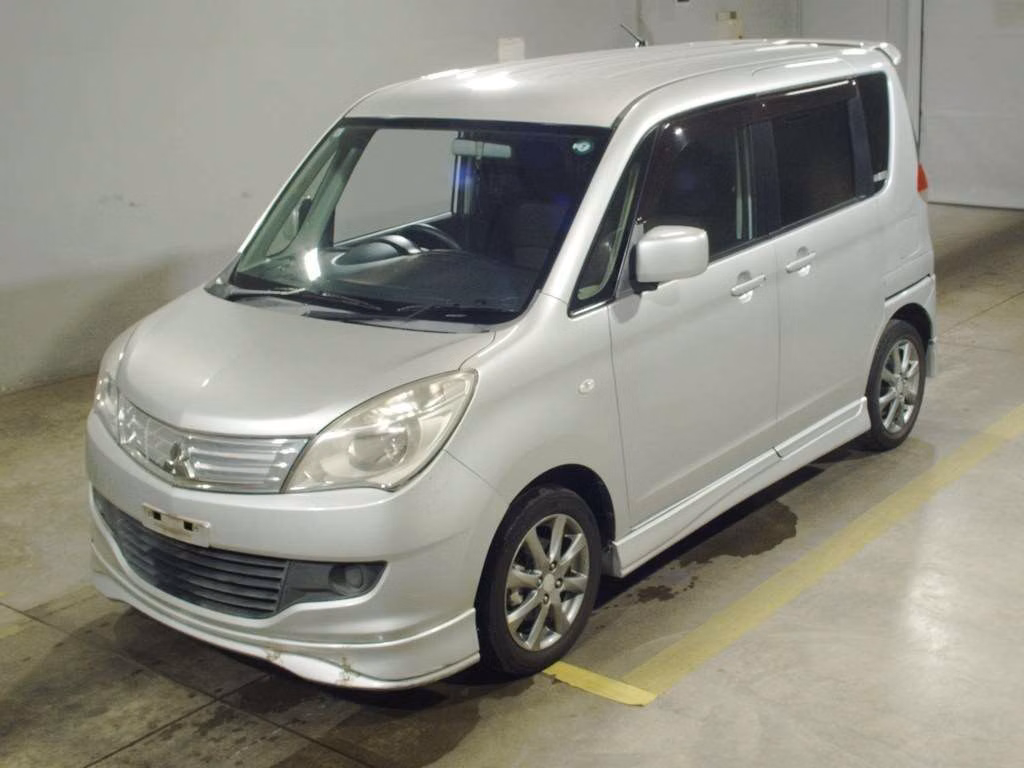 MITSUBISHI DELICA D:2