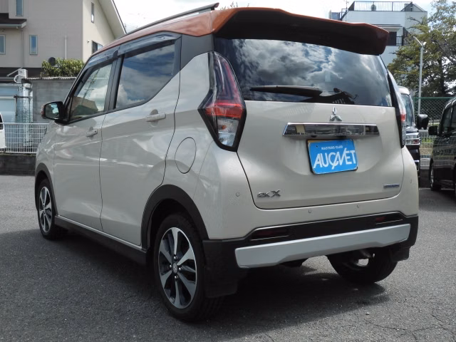 MITSUBISHI EK X