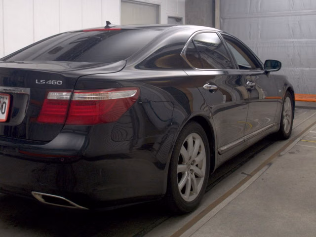 LEXUS LS460