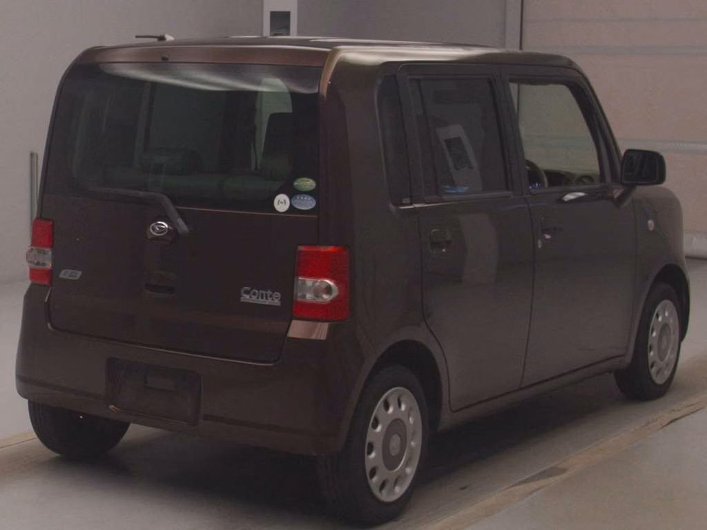 DAIHATSU MOVE CONTE