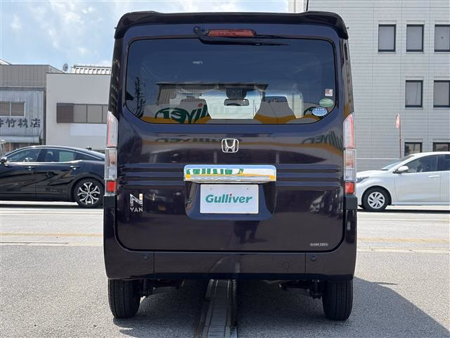 HONDA N-VAN