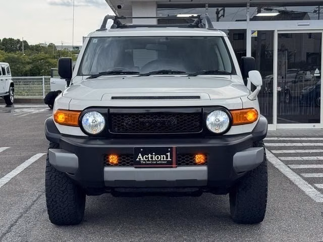 TOYOTA FJ CRUISER