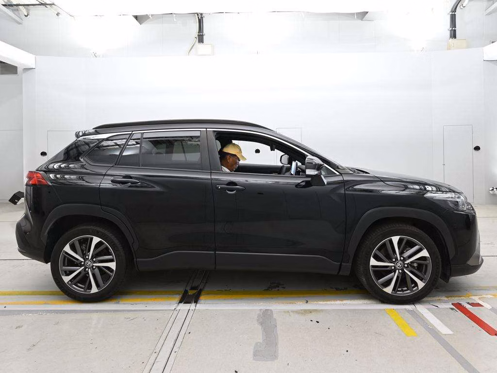 TOYOTA COROLLA CROSS