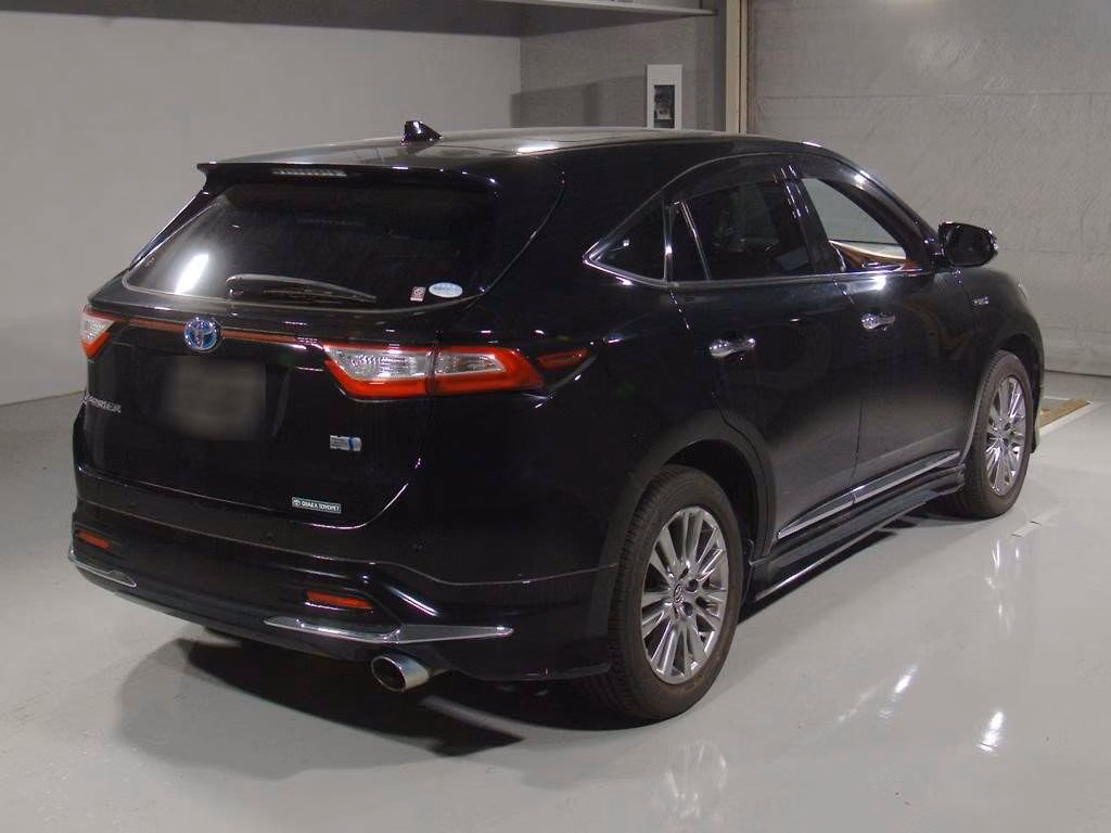 TOYOTA HARRIER