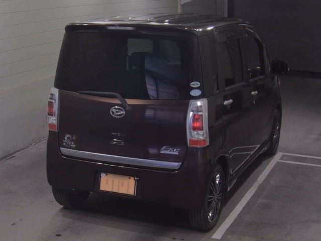 DAIHATSU TANTO EXE