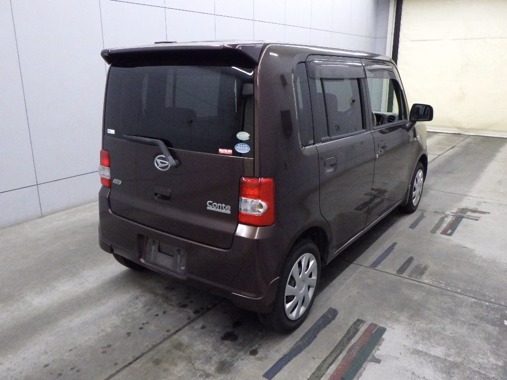DAIHATSU MOVE CONTE
