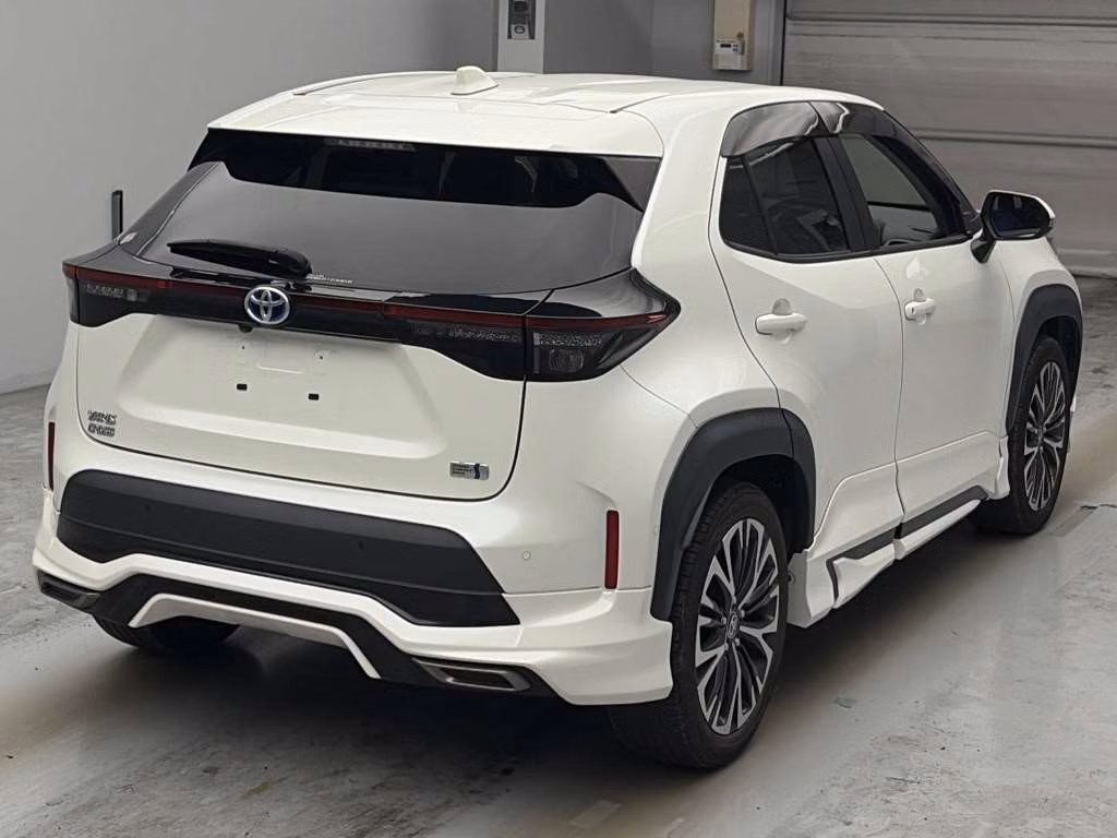 TOYOTA YARIS CROSS