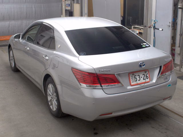 TOYOTA CROWN