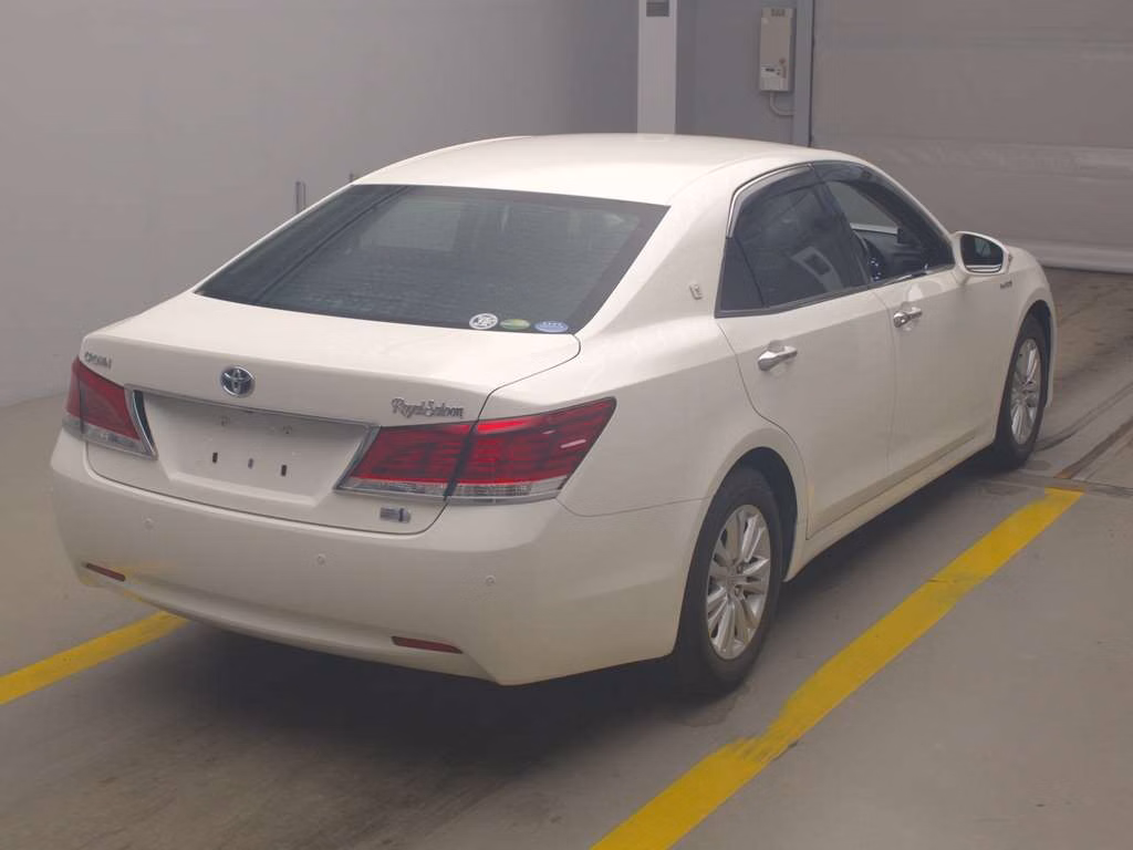 TOYOTA CROWN