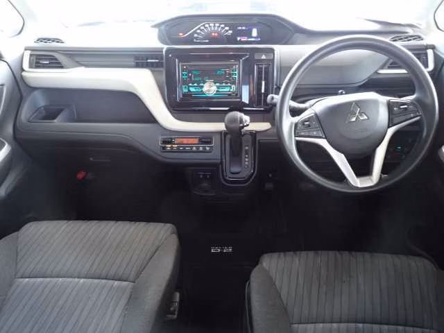 MITSUBISHI DELICA D:2