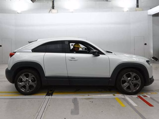 MAZDA MX-30