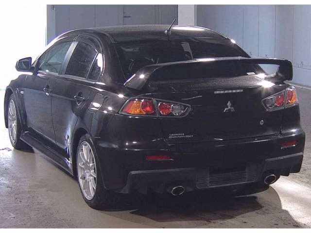 MITSUBISHI LANCER EVOLUTION